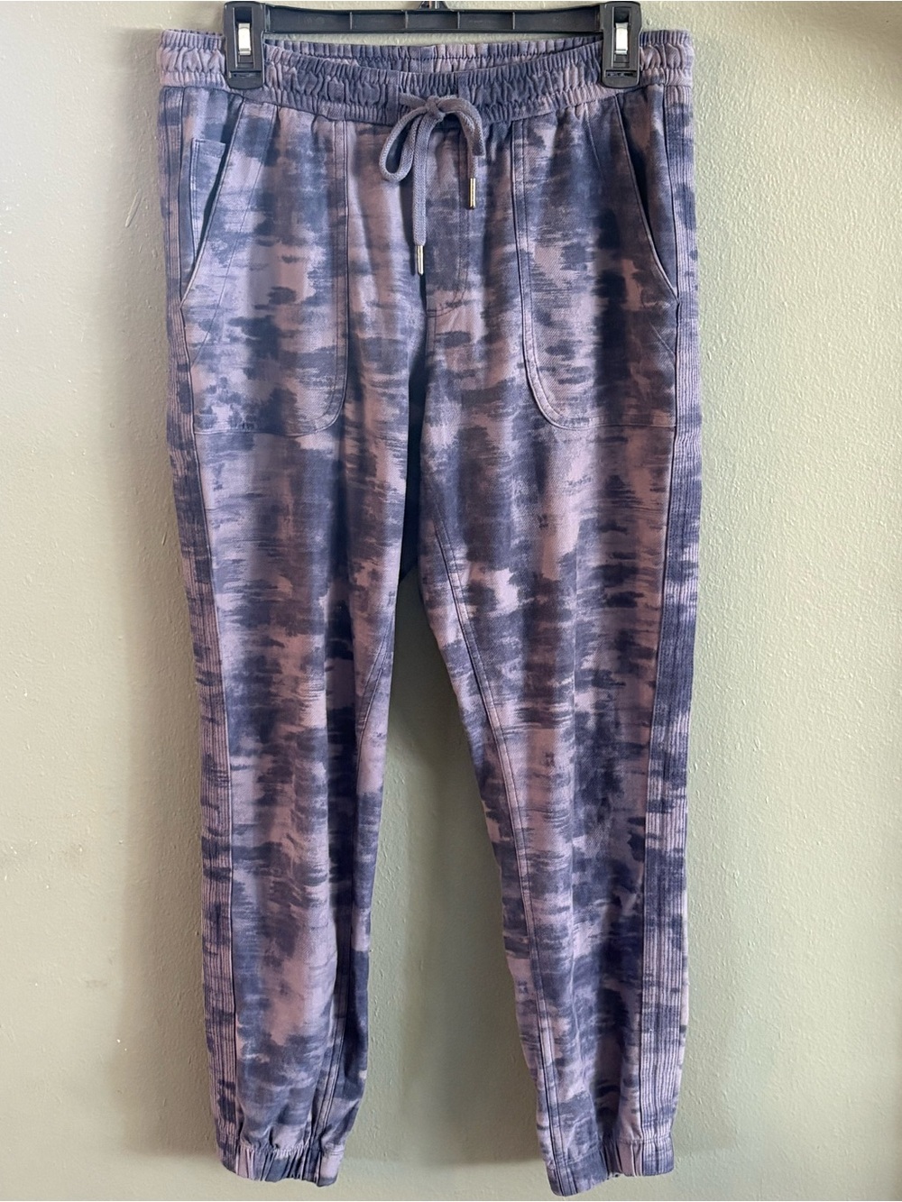 Athleta women’s blue Tie-Dye Jogger Pants size 8